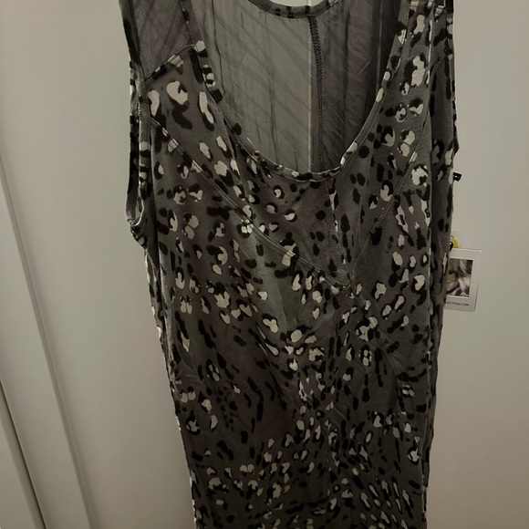 BNWT All 6 items one price Jessica Simpson Clothing Bundle Size MEDIUM - Picture 6 of 7